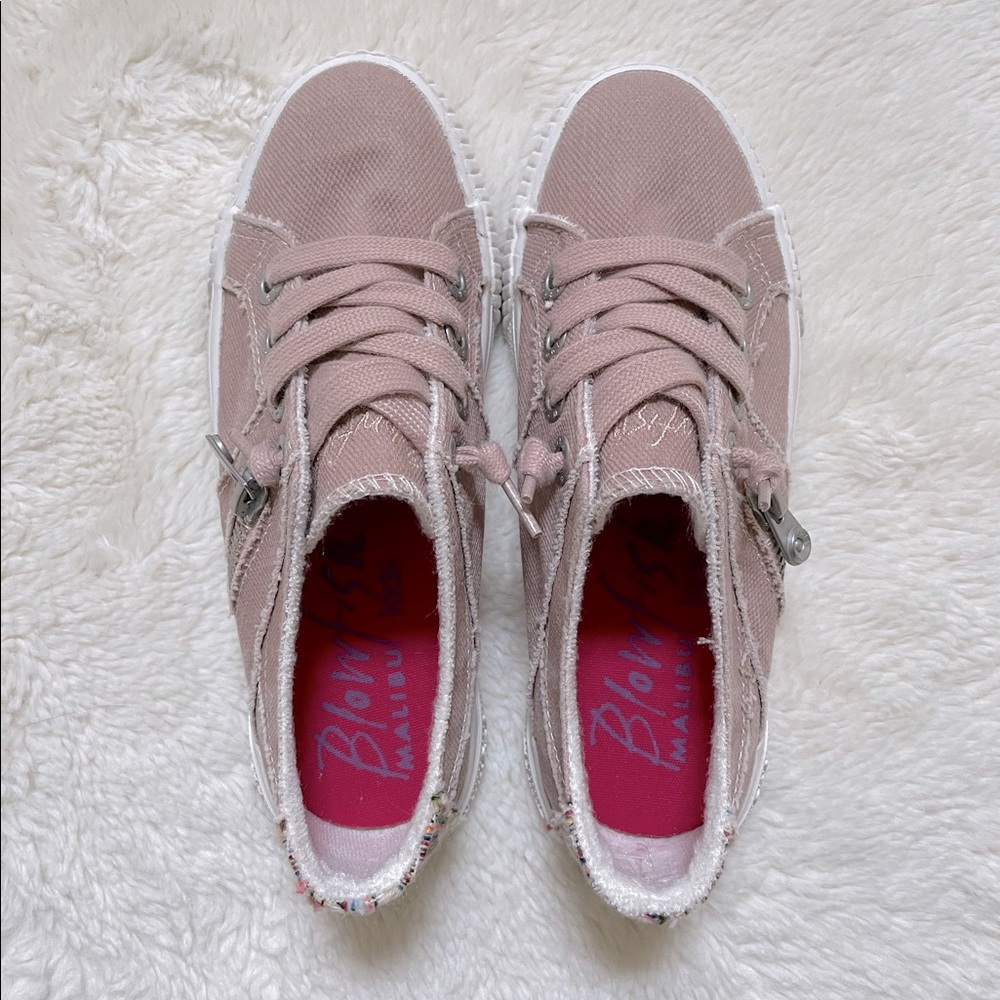 Girls Blowfish Fruit-k Sneaker! Size 13!